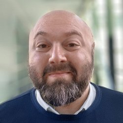 Porträtfoto von Prof. Dr. Argang Ghadiri